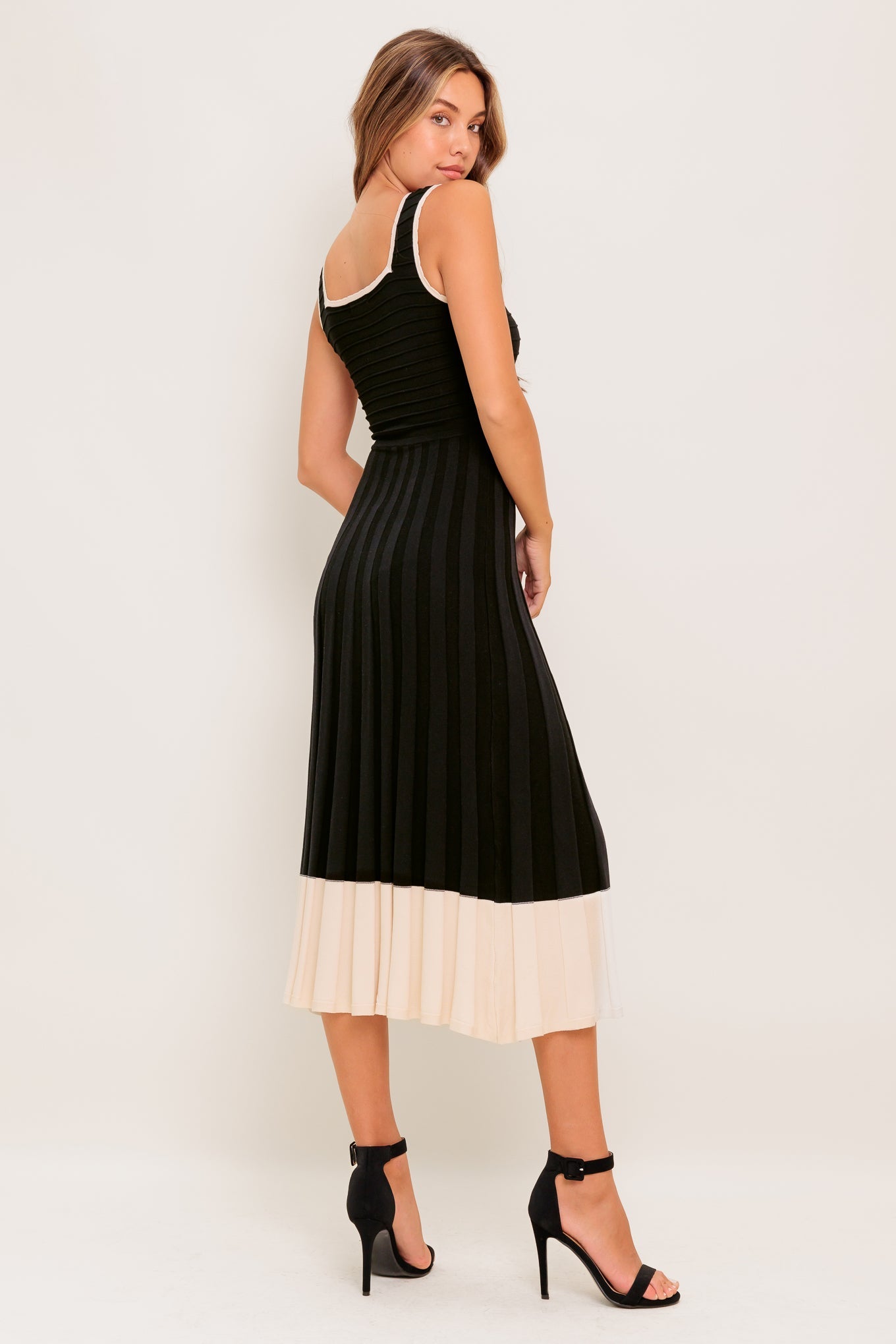 MODERN MUSE KNIT MIDI DRESS - By Baano