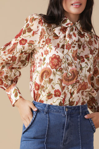 MEMORIES IN FOCUS WOVEN BLOUSE - By Baano