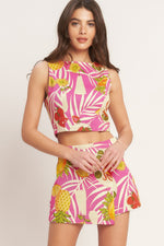 ARTY VACATION WOVEN TOP