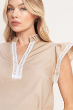 EASY TO ADMIRE WOVEN TOP