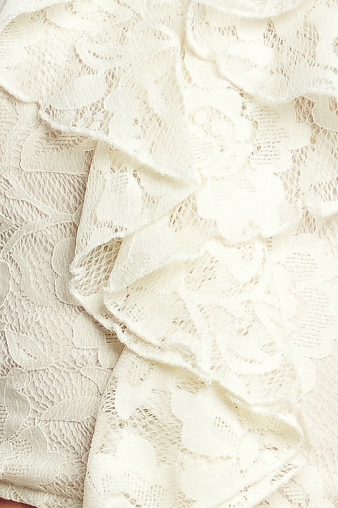 BALLET MUSE WOVEN LACE TOP