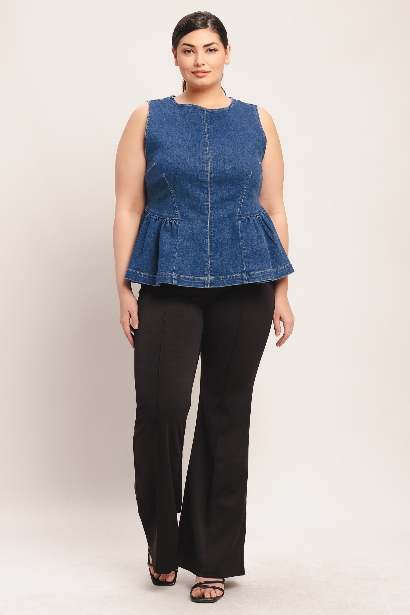 MODERN FLOUNCE DENIM TOP