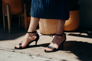 Dove | Black