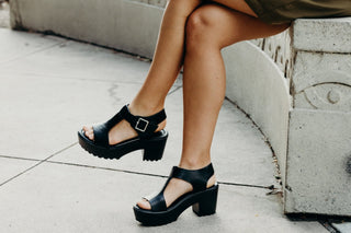 Corby | Black