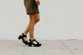 Corby | Black