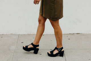 Corby | Black