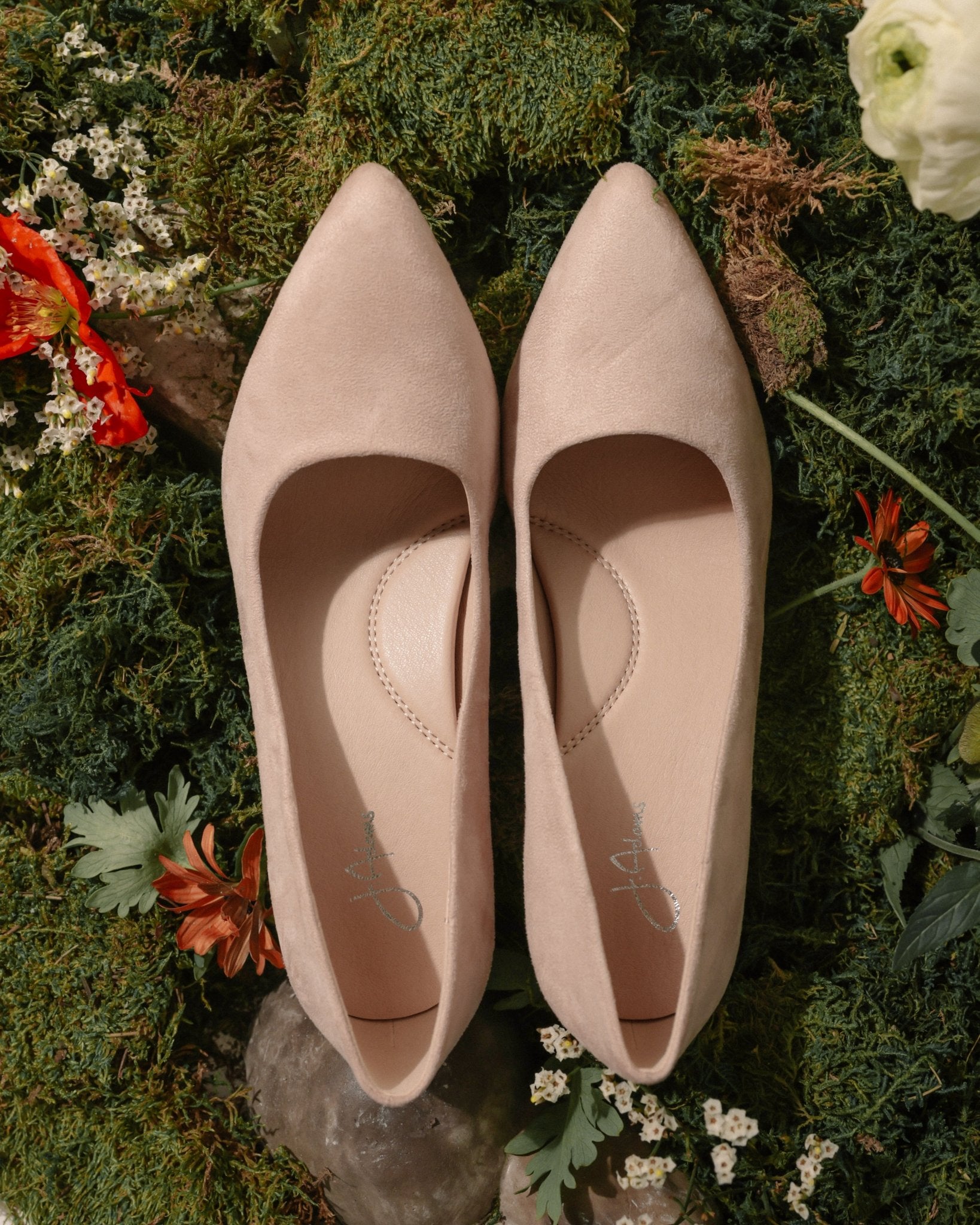 Jolie | Light Taupe Suede J.Adams