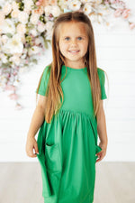 Kelly Green S/S Pocket Twirl Dress