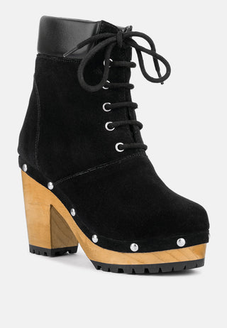 Maaya Handcrafted Collared Suede Boot