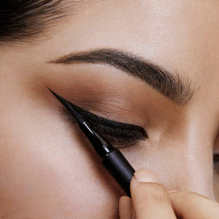 Maybelline Hyper Precise All Day Eyeliner 701 Matte Onyx -Black