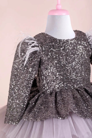 Glamourous Grace