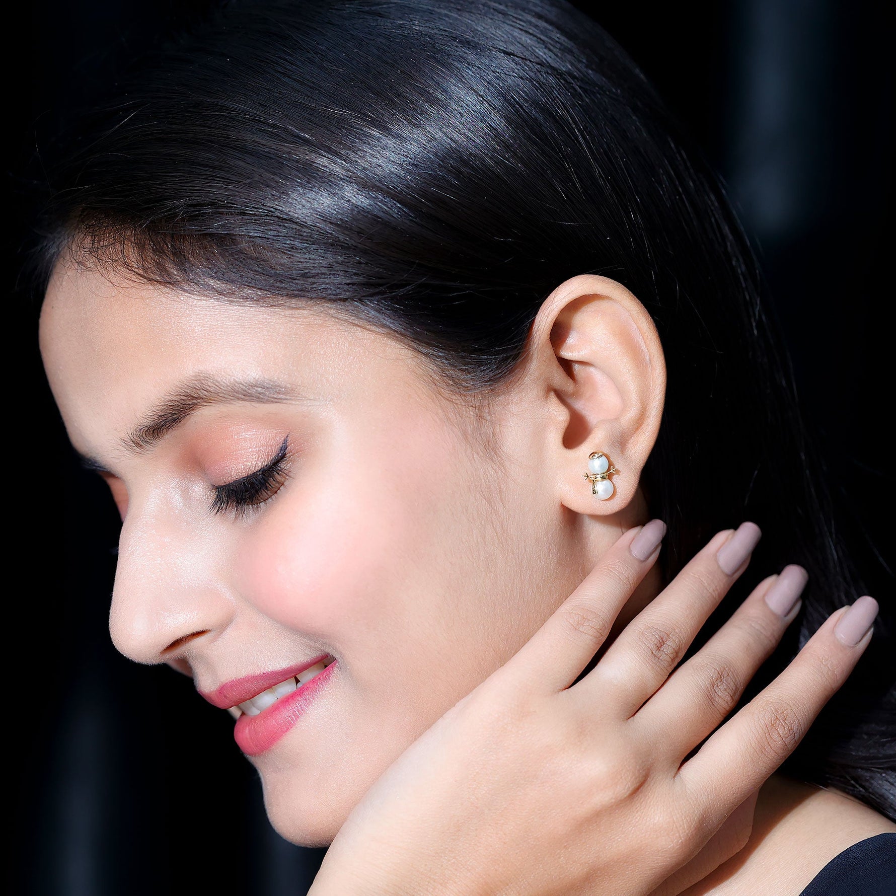 Natural Freshwater Pearl Snowman Stud Earrings