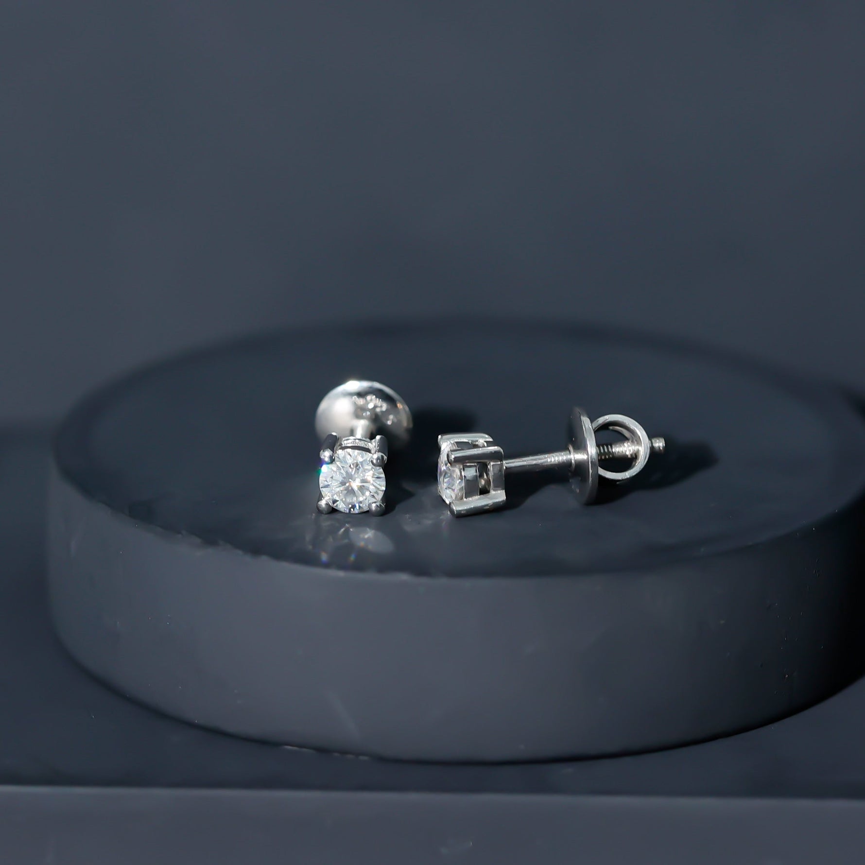 Brilliant Cut Diamond Stud Earrings in Prong Setting