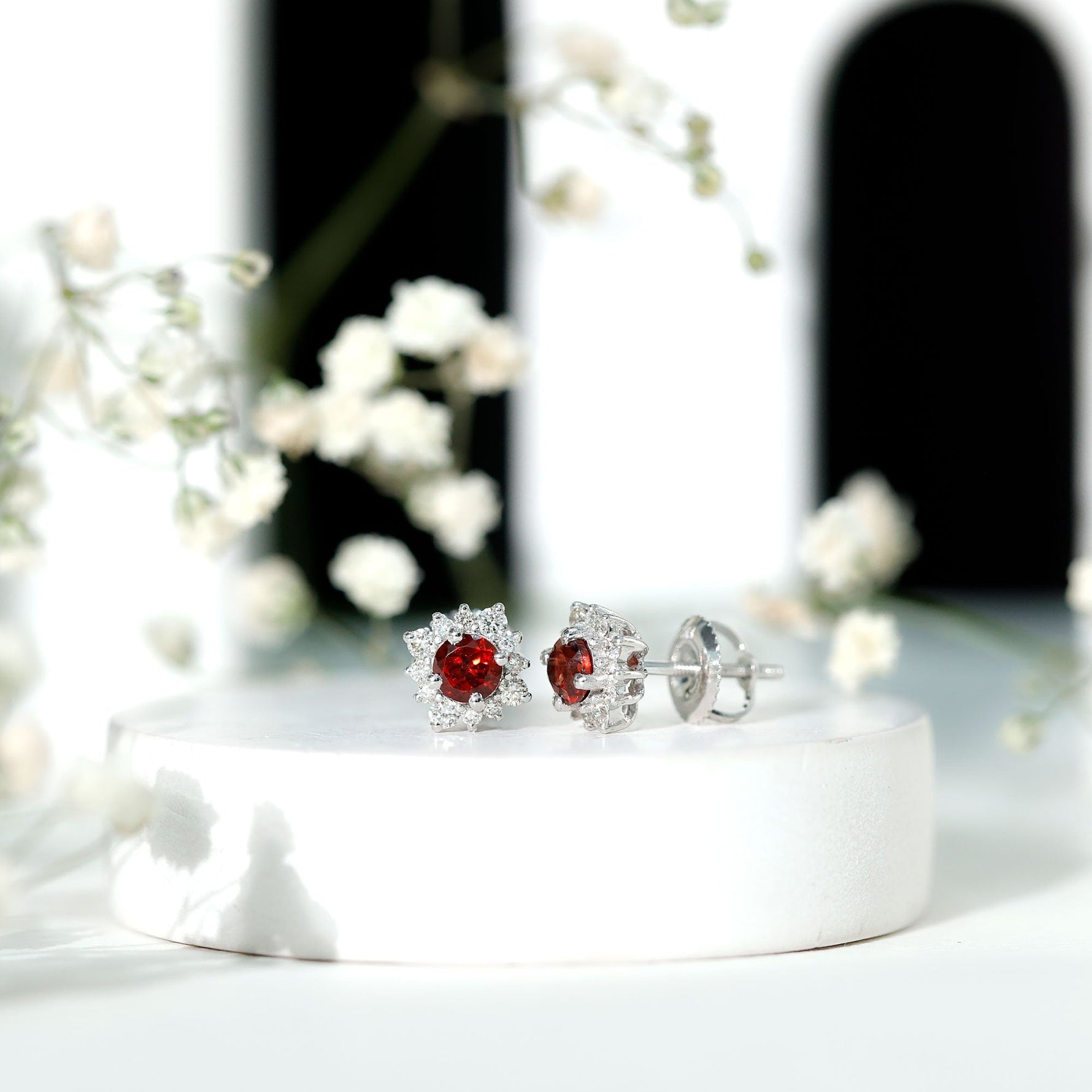 1.25 CT Classic Garnet Stud Earrings with Diamond Halo