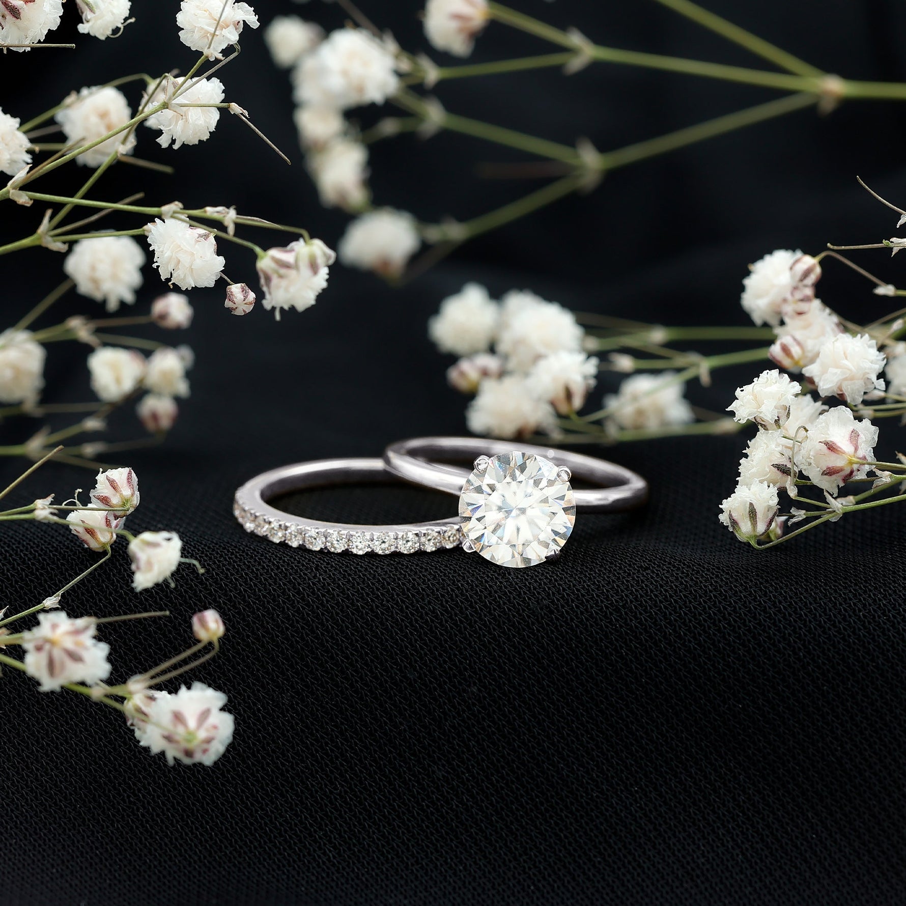 Round Shape Moissanite Solitaire Wedding Ring Set