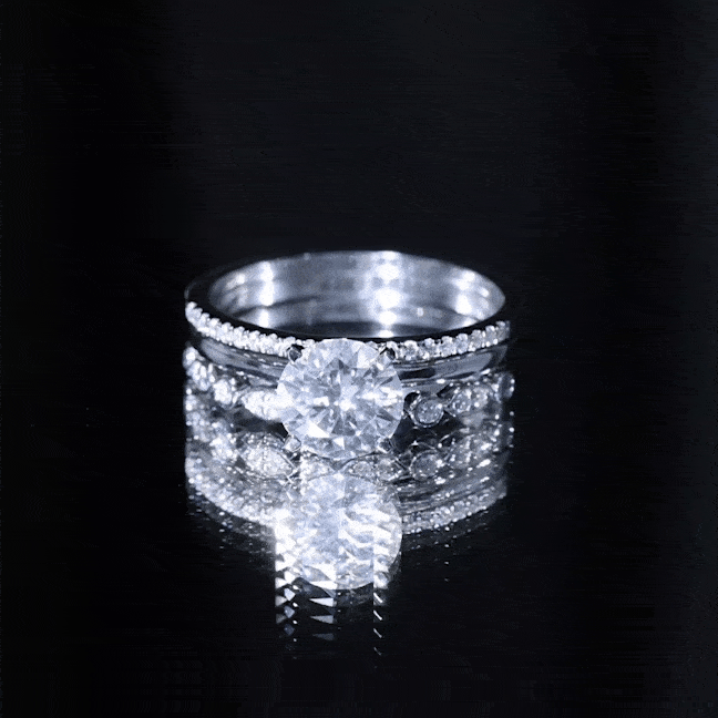 Round shape Solitaire Moissanite Trio Wedding Ring Set