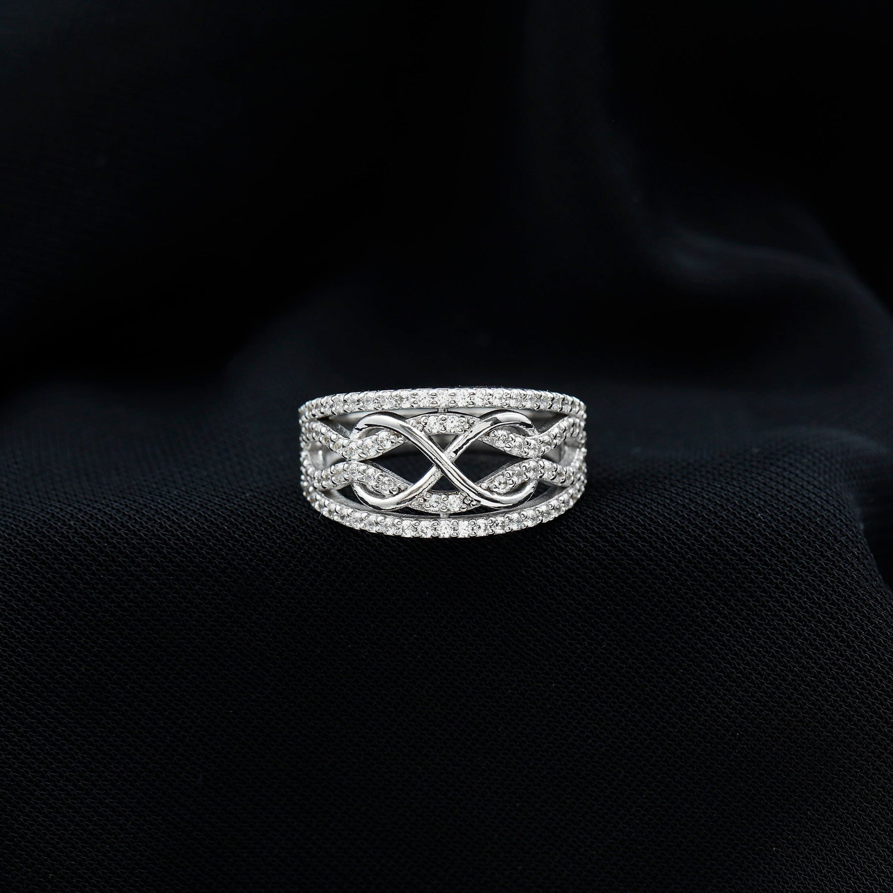 Certified Lab Grown Diamond Infinity Wedding Band Ring