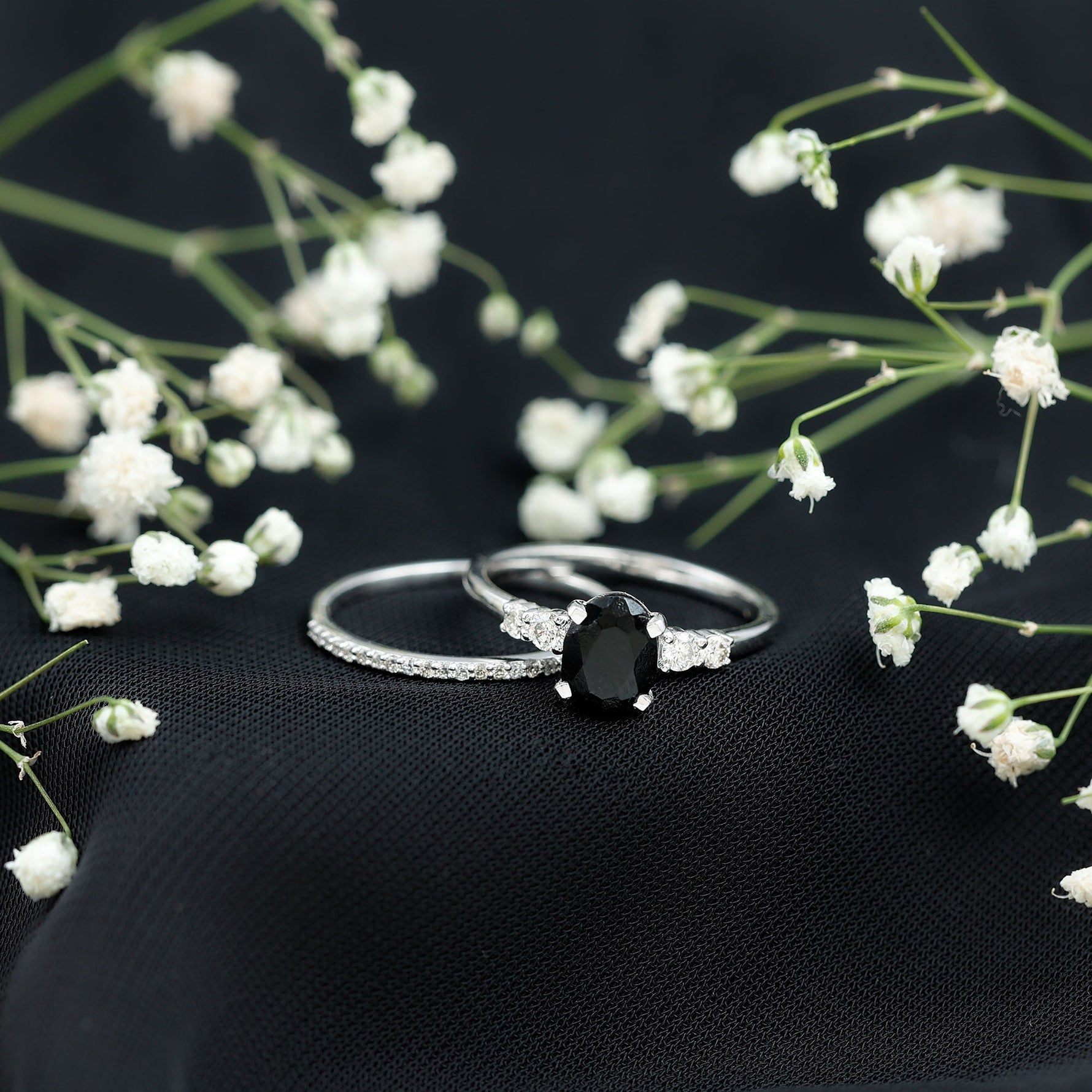 Natural Oval Shape Black Spinel Wedding Ring Set with Diamond