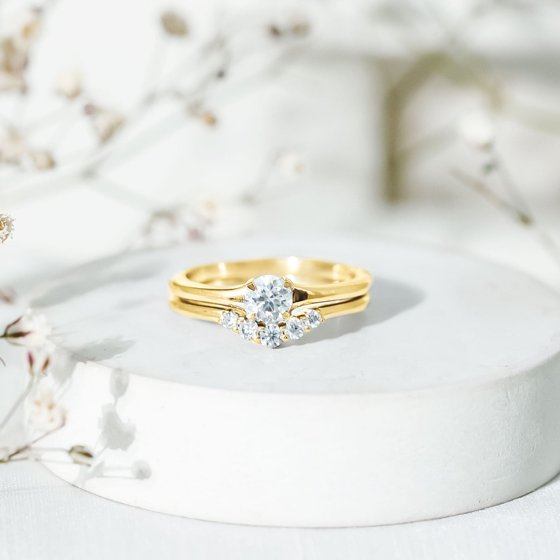 Real Diamond Minimal Wedding Ring Set