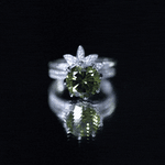 Lab Grown Green Sapphire Flower Wedding Ring Set with Moissanite