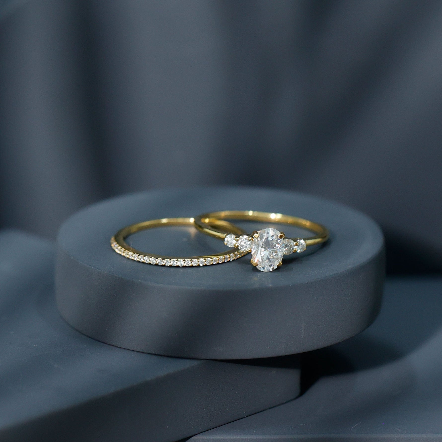 Certified 5X7 MM Oval Lab Grown Diamond Bridal Ring Set