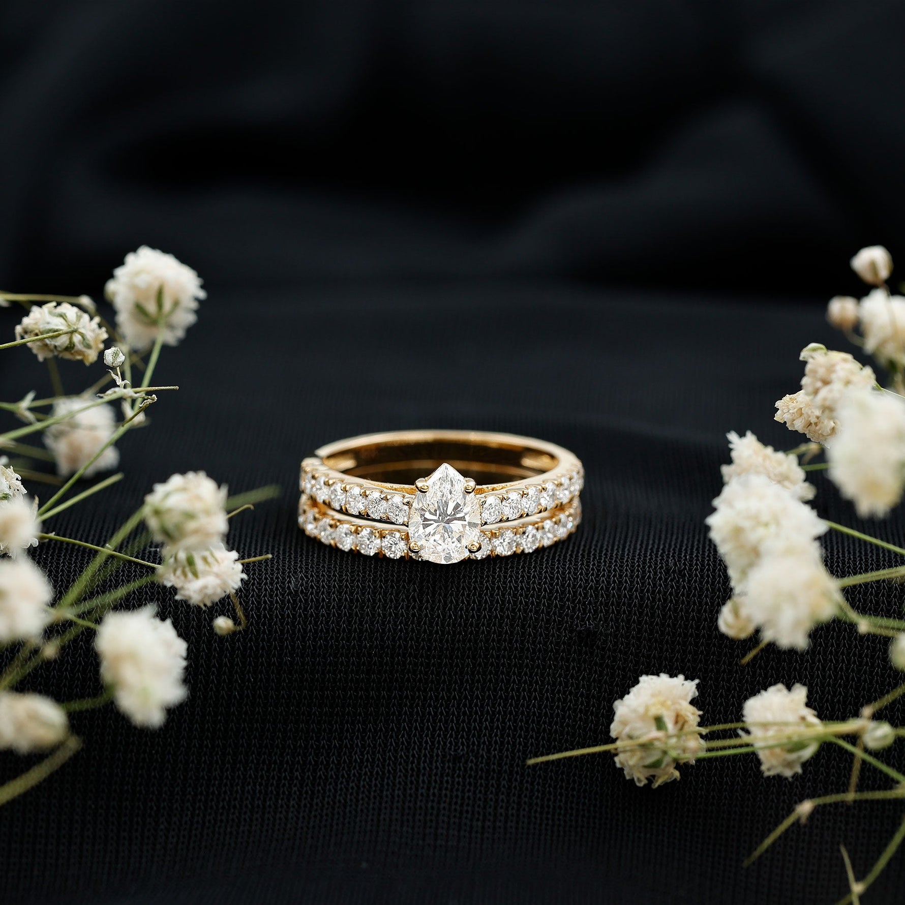 Certified Lab Grown Diamond Engagement Ring With Wedding Band