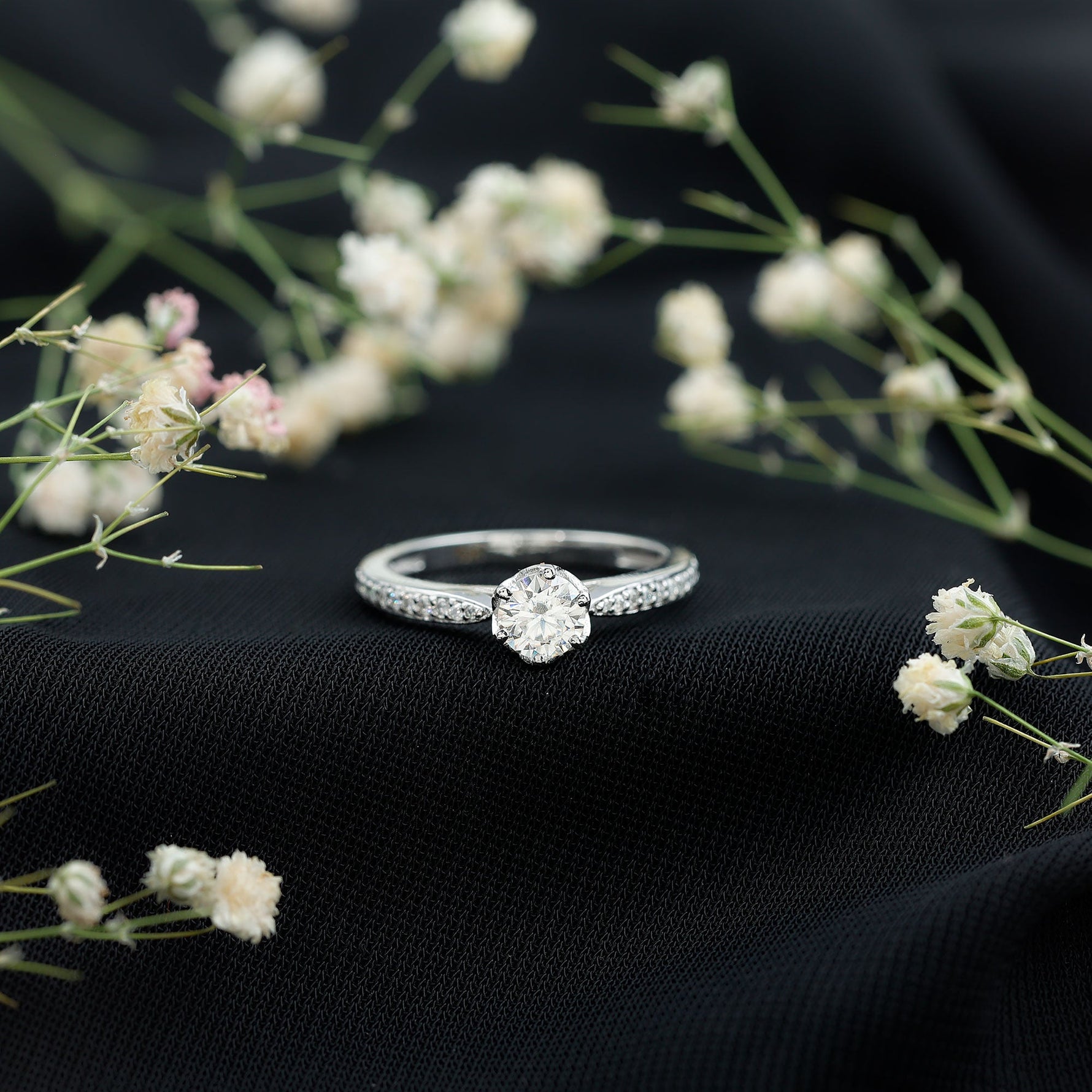 Lab Grown Diamond Solitaire Engagement Ring with Side Stones