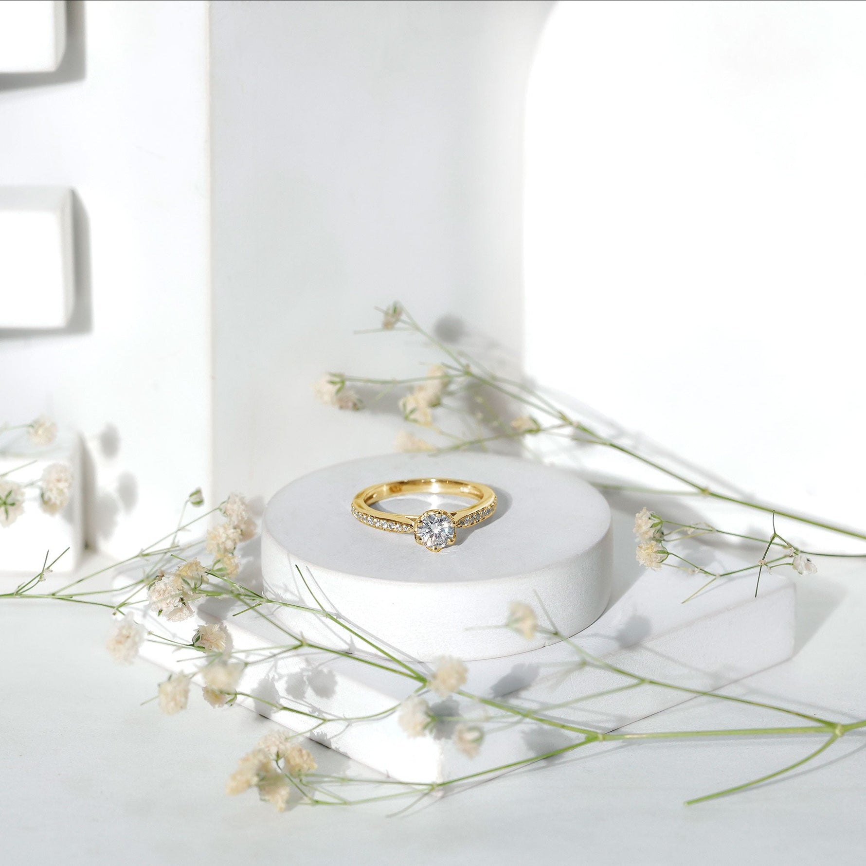 Lab Grown Diamond Solitaire Engagement Ring with Side Stones