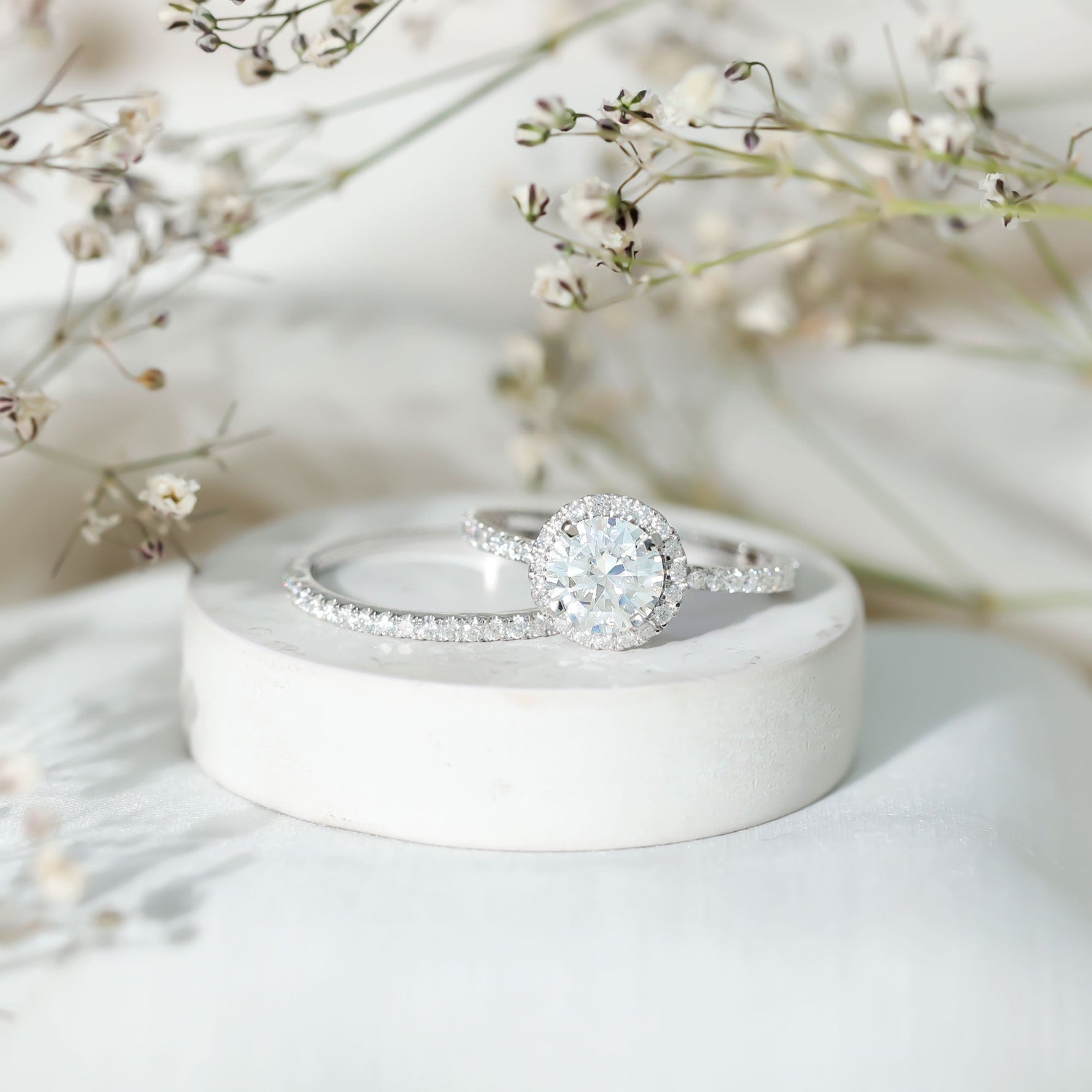 Lab Grown Diamond Halo Bridal Ring Set for Women