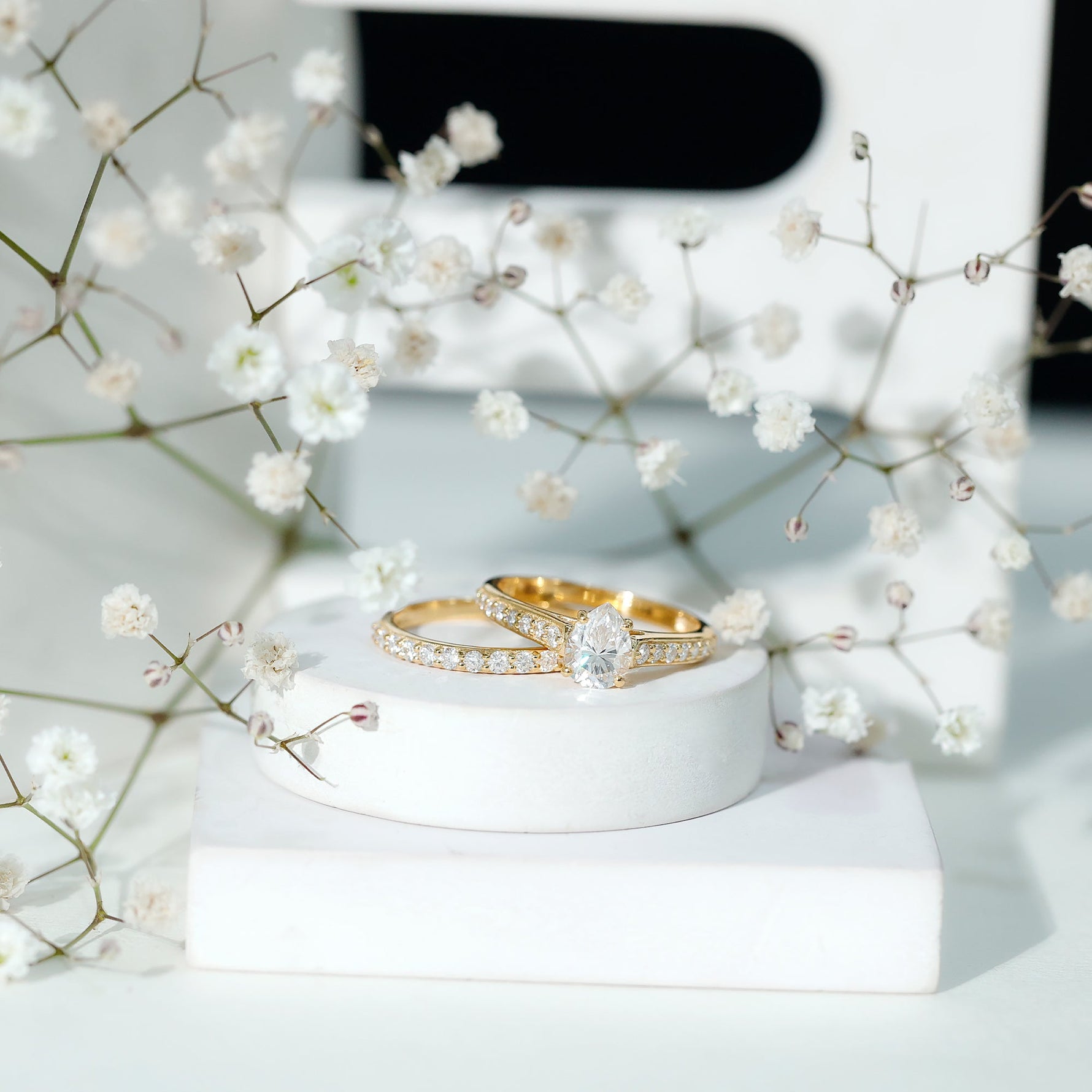 Pear Cut 6X8 MM Lab Grown Diamond Marriage Ring Set for Women