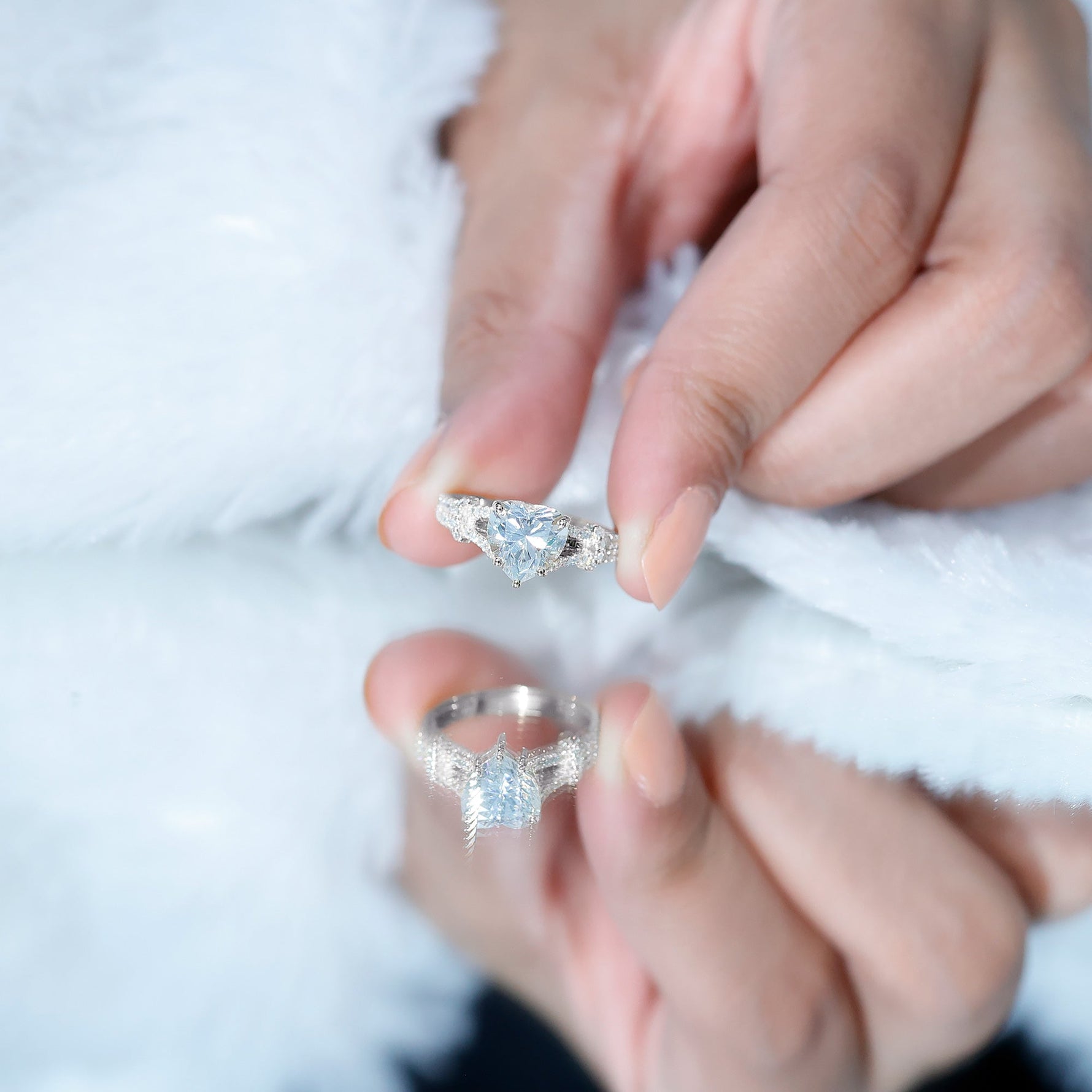 8 mm Lab Grown Diamond Heart Shape Engagement Ring