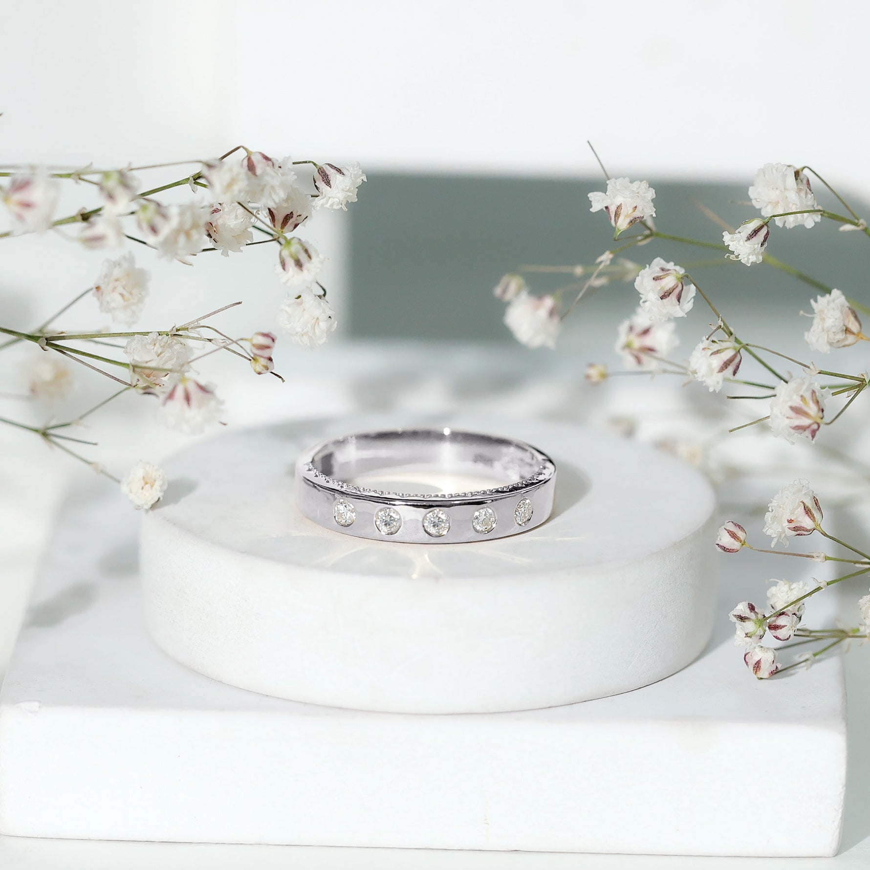 Lab Grown Diamond Wedding Ring for Men With Gypsy Setting