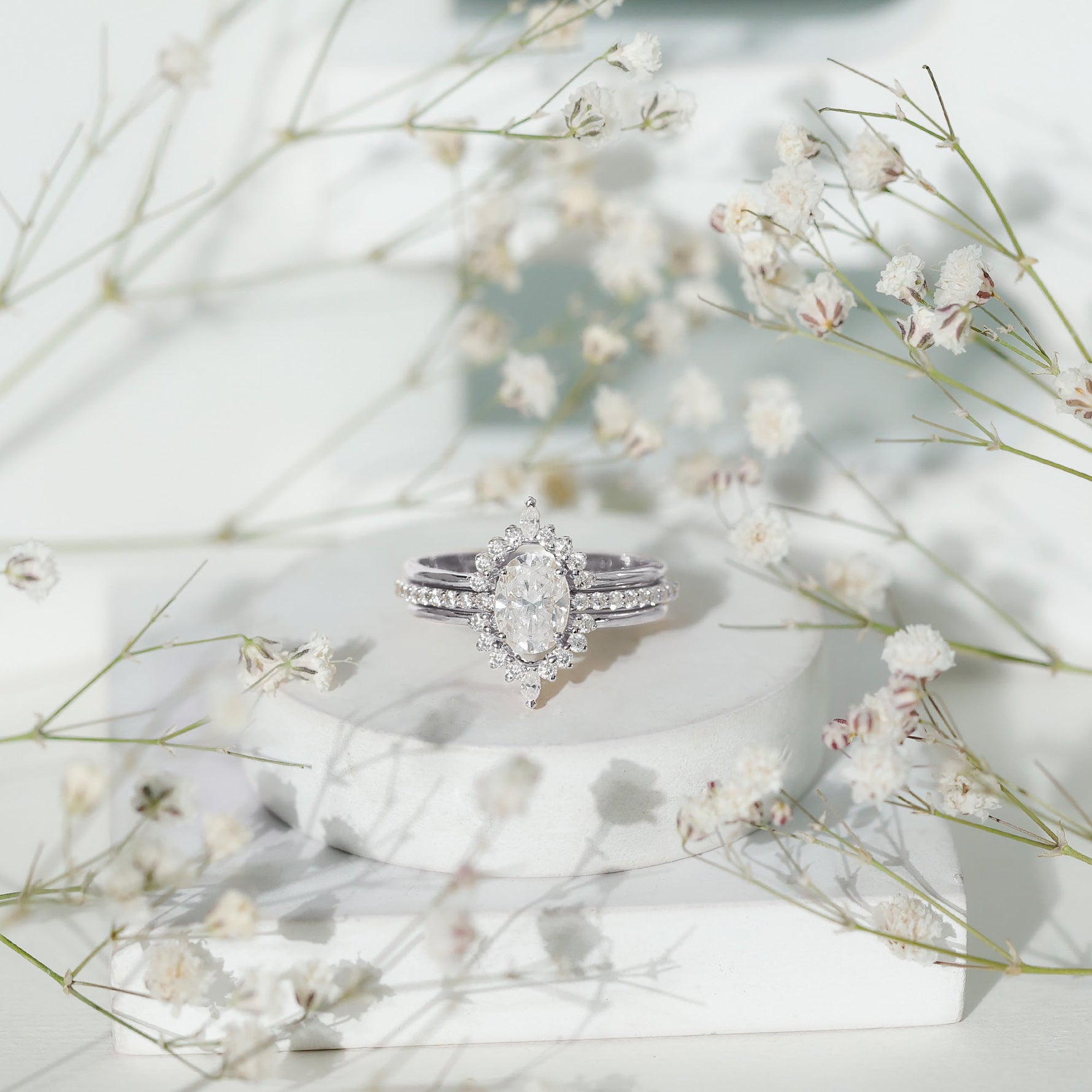 Certified Lab Grown Diamond Vintage Engagement Ring Set With 3 Pieces