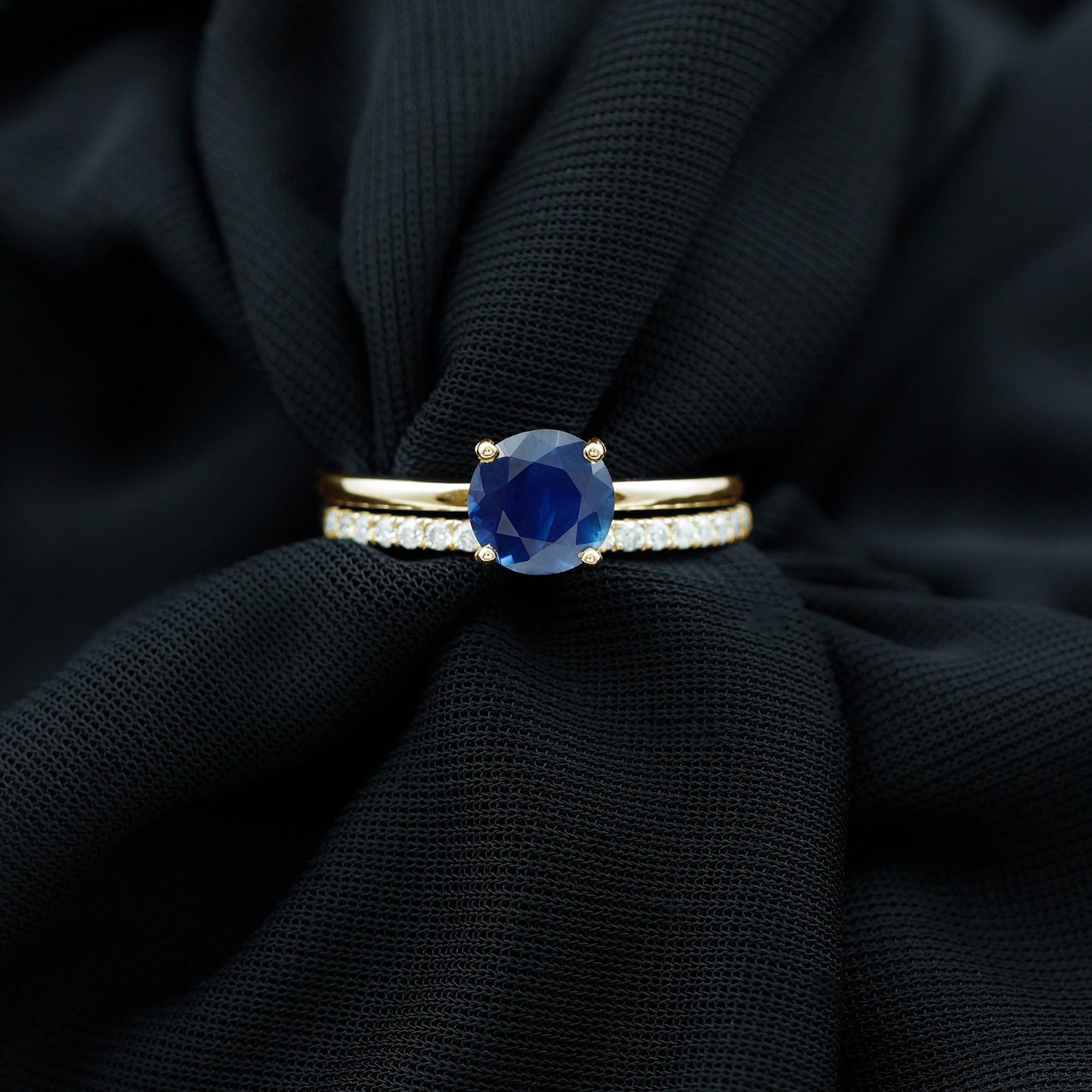 8mm Round Shape Lab Created Blue Sapphire Solitaire Wedding Ring Set with Diamond Band