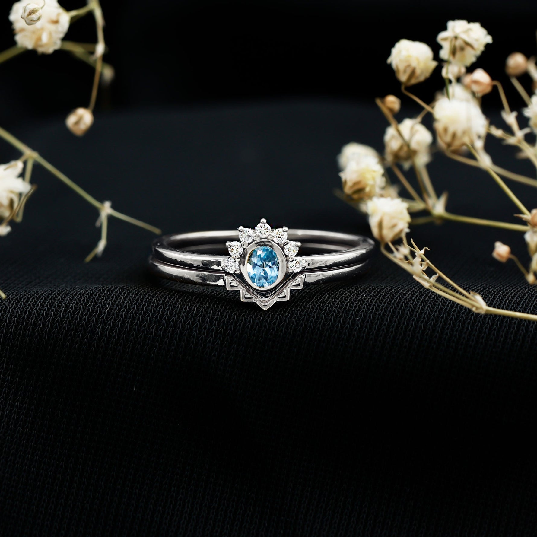 Oval Cut Aquamarine Wedding Ring Set with Diamond Halo