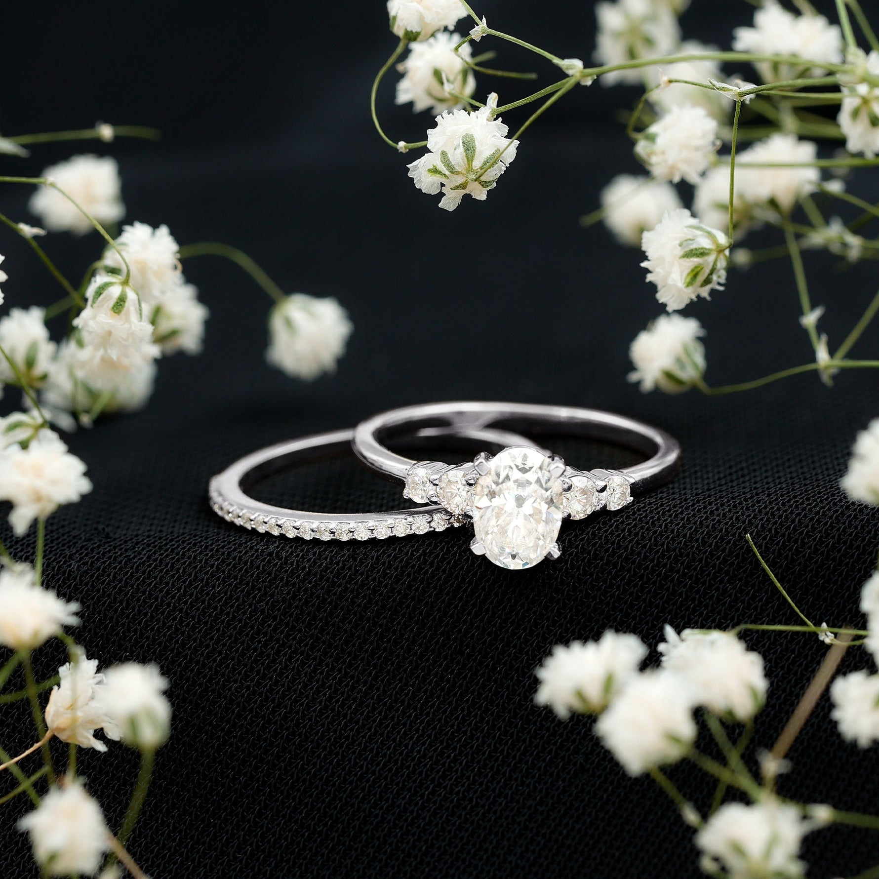 Oval Shaped 5X7 MM Moissanite Solitaire Wedding Ring Set