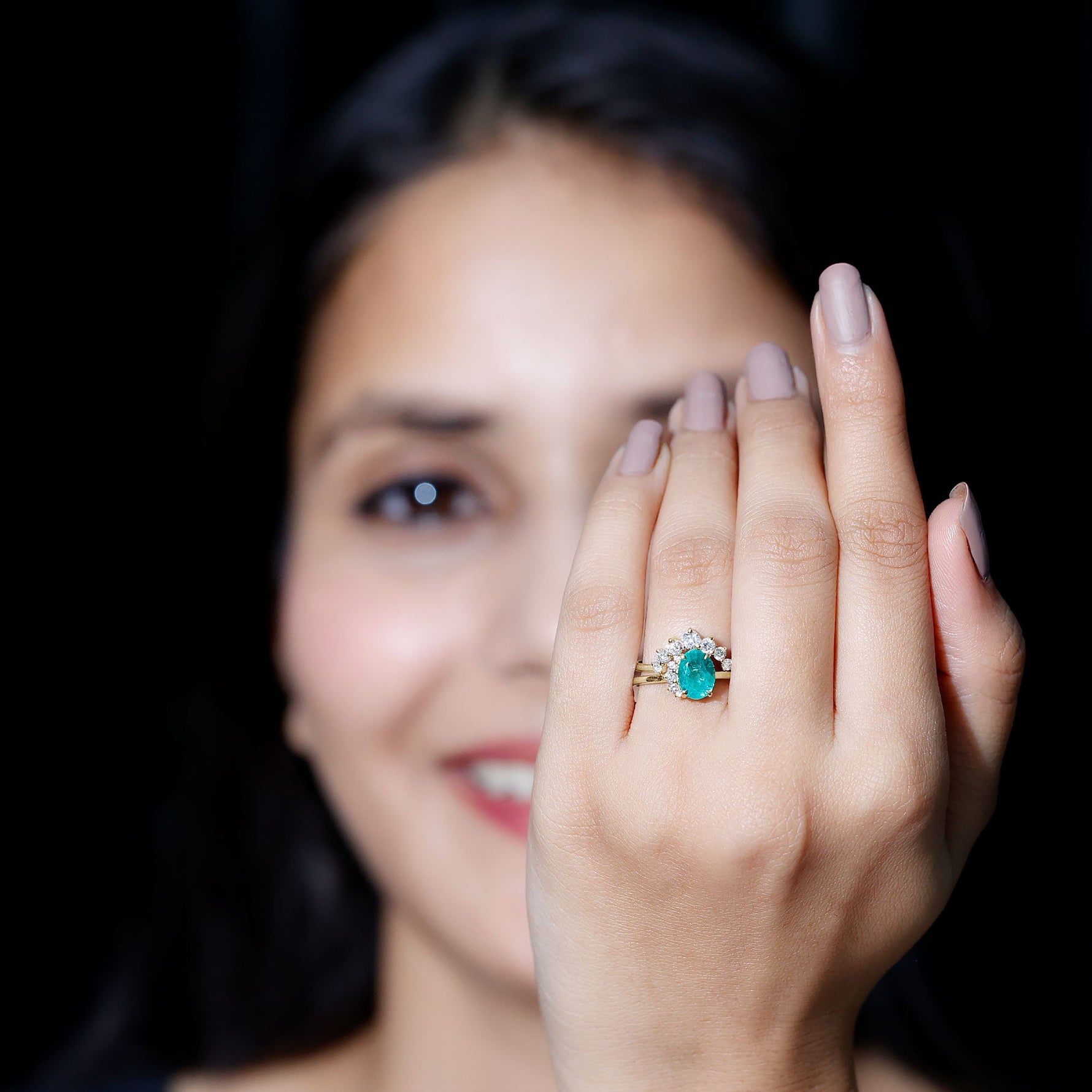 2 CT Oval Emerald and Diamond Wedding Ring Set