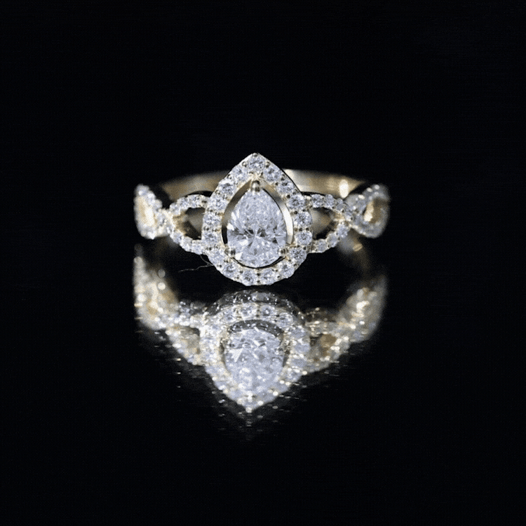 Pear Shape Lab Grown Diamond Teardrop Engagement Ring