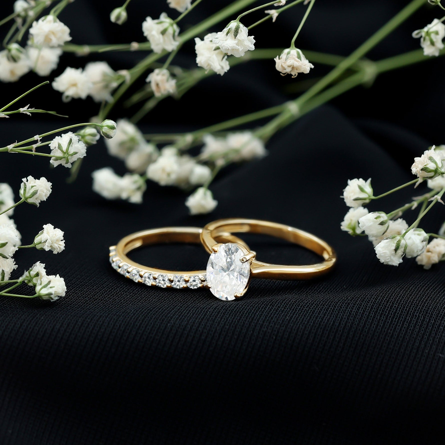 Oval Shape Solitaire Lab Grown Diamond Bridal Ring Set