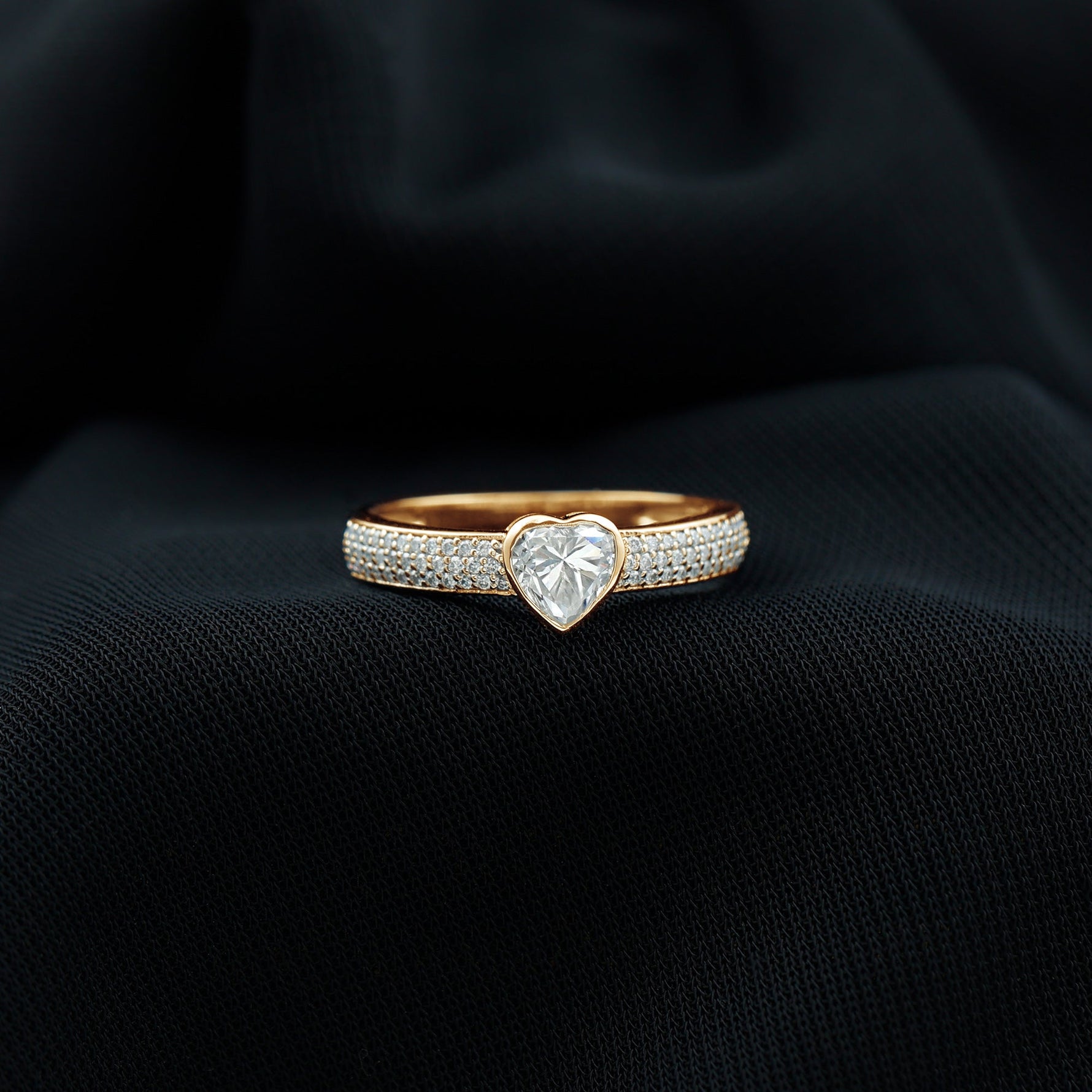 Heart Shape Lab Grown Diamond Solitaire Ring with Side Stones