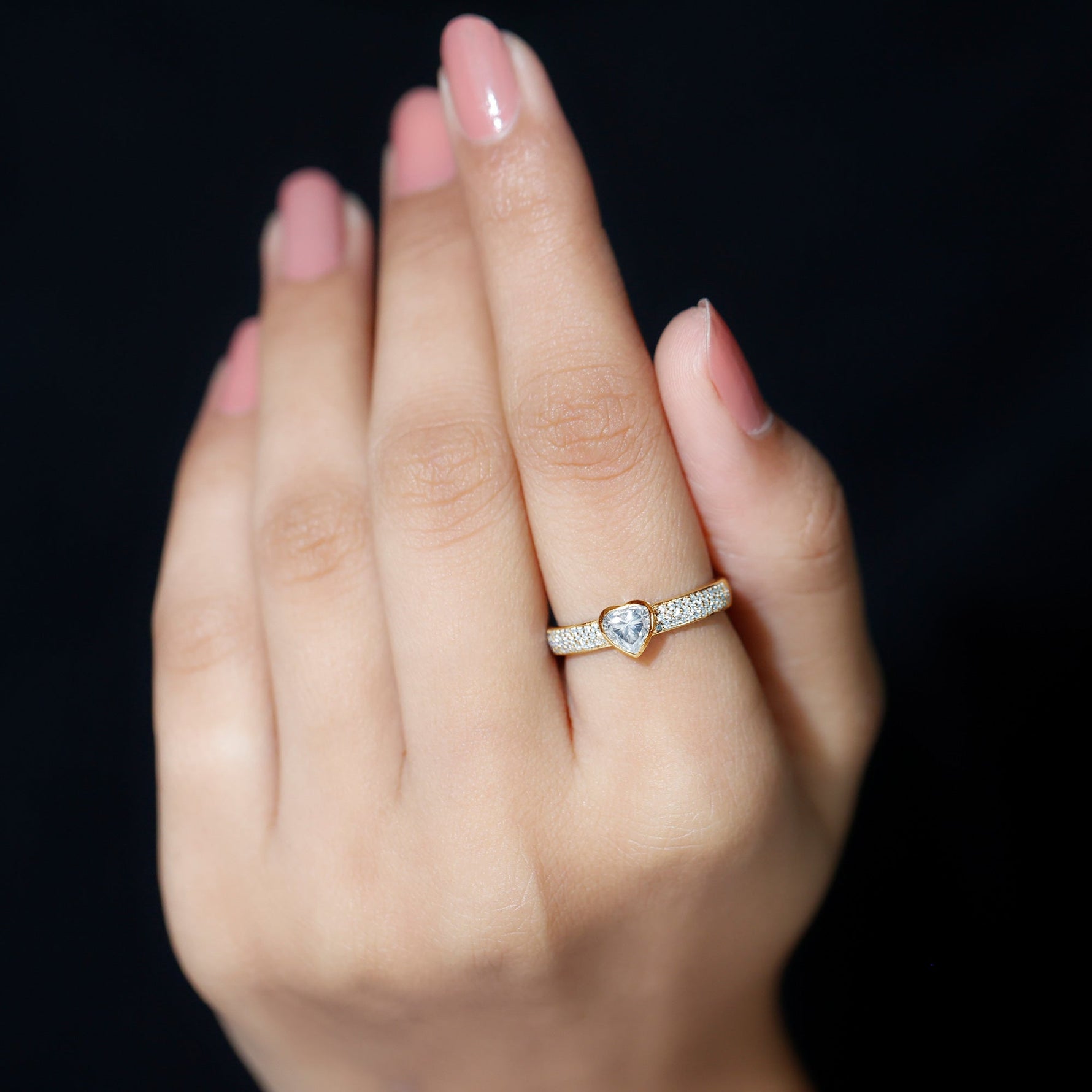 Heart Shape Lab Grown Diamond Solitaire Ring with Side Stones