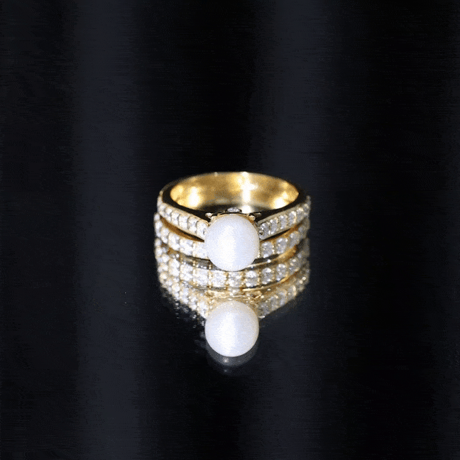 Classic Freshwater Pearl and Moissanite Wedding Ring Set