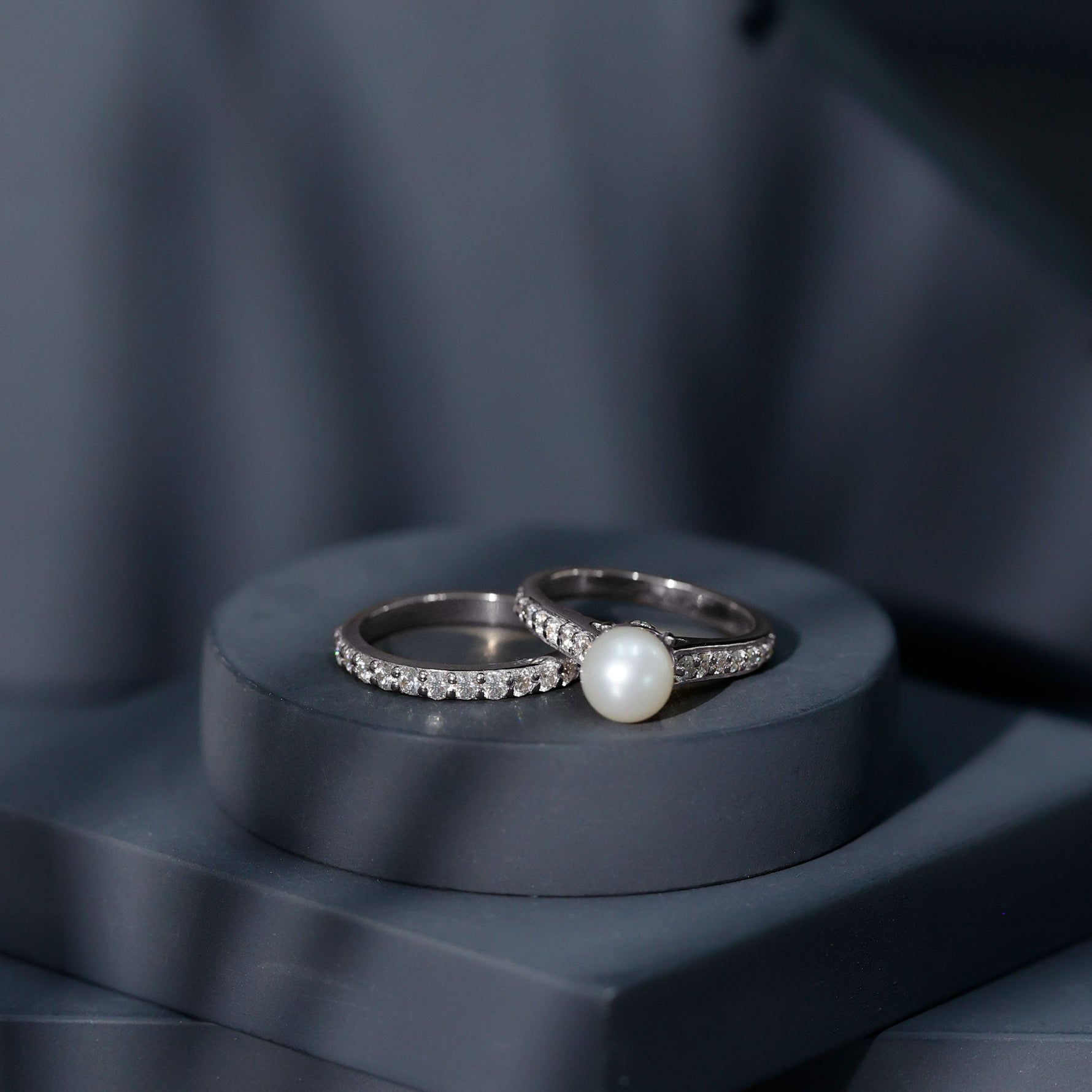 Classic Freshwater Pearl and Moissanite Wedding Ring Set