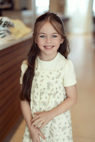 Glamourous Grace