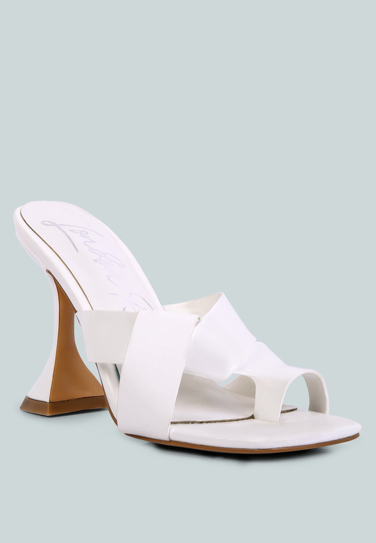 Snatched Intertwined Toe Ring Heeled Sandals