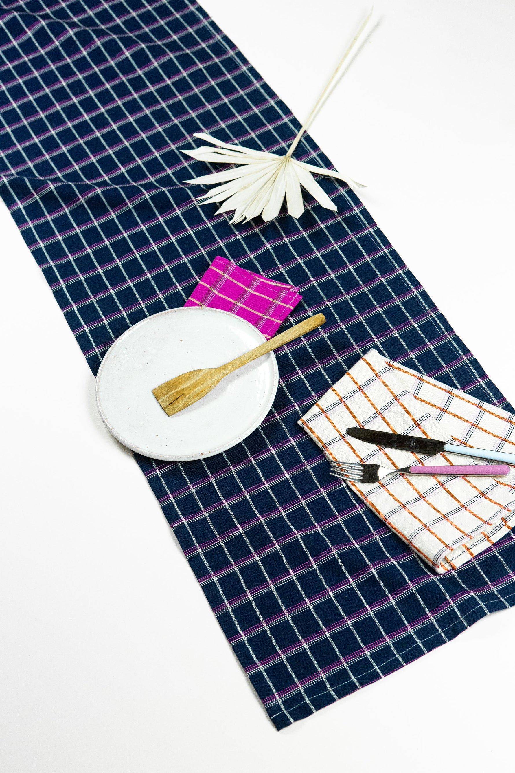 San Lucas Plaid Navy Table Runner