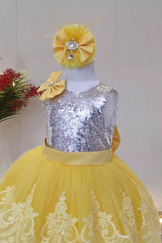 Glamourous Grace