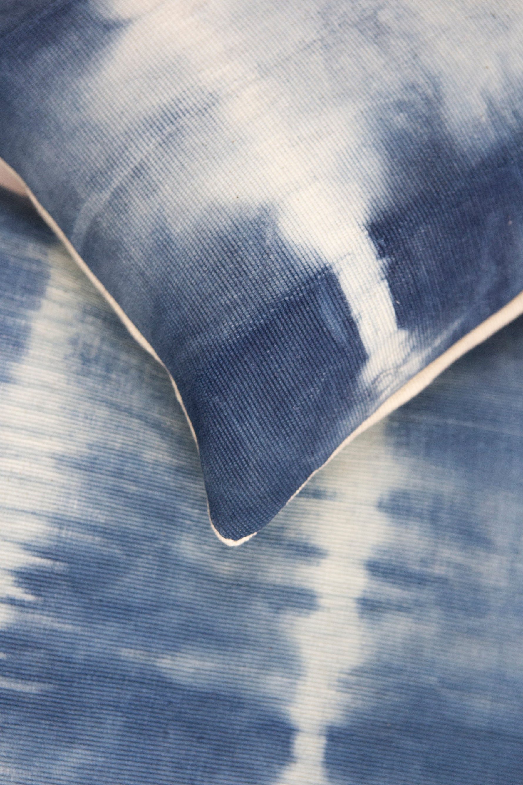 Indigo Shibori Nubby Pillow