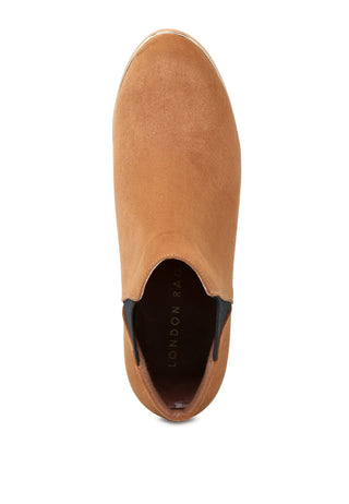 Emmy Chelsea Boots To Make A Statement