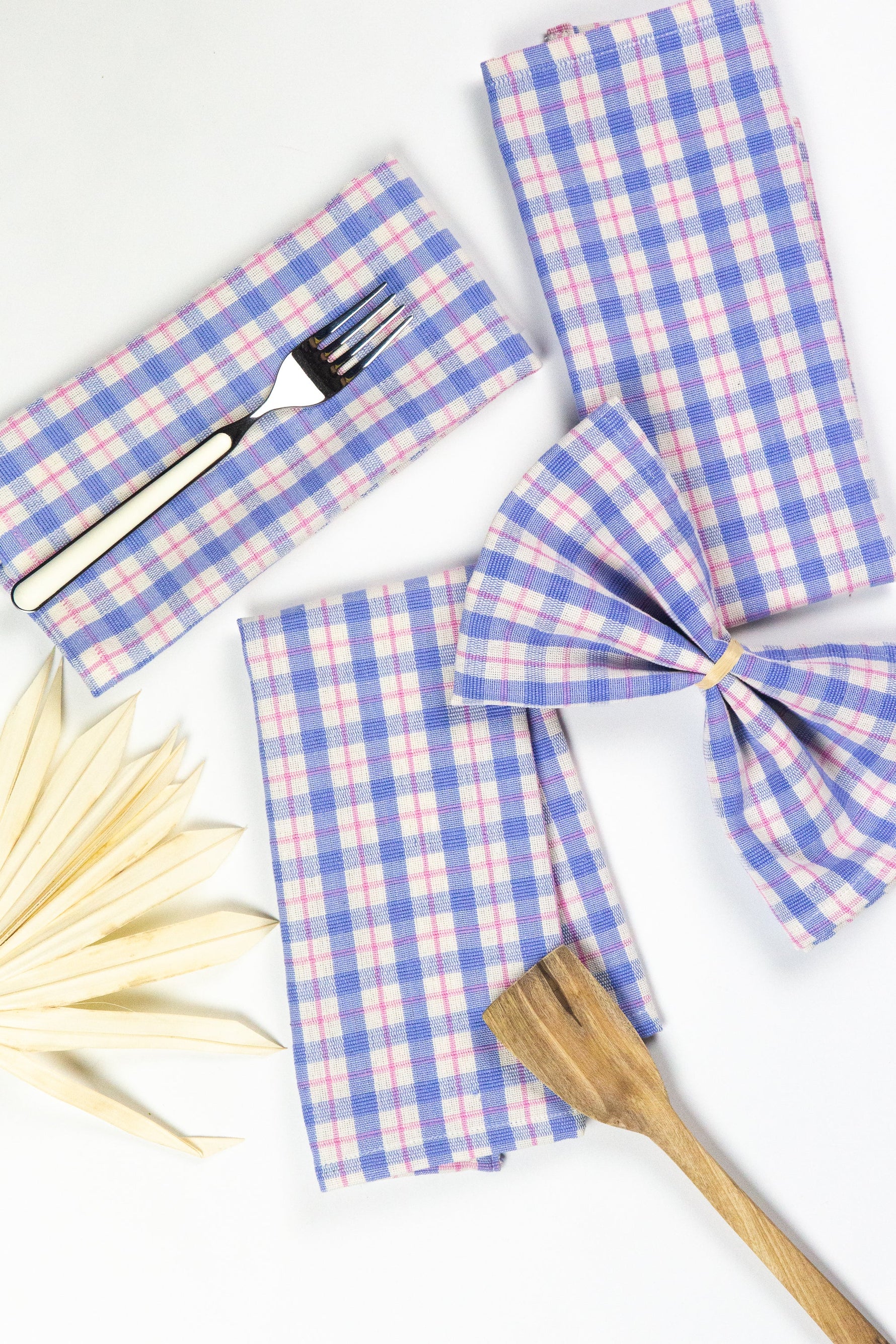 Sofia Plaid Dinner Napkin in Periwinkle Blue and Pink